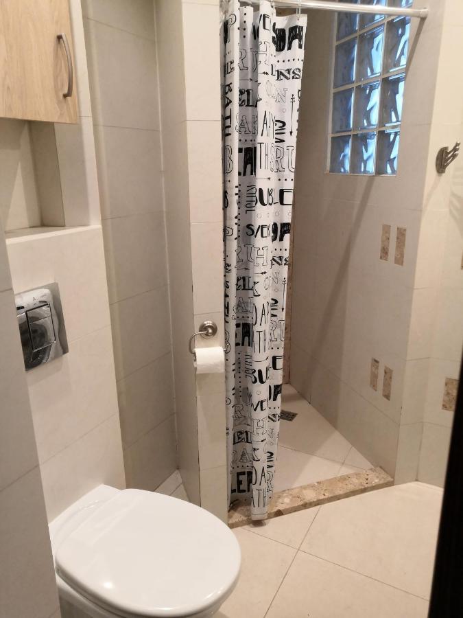 Golden Gate Apartment กดัญสก์ ภายนอก รูปภาพ